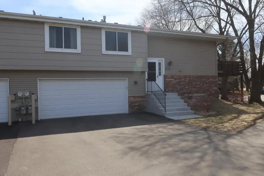 9619 Ensign Circle, Bloomington, MN 55438 - #2