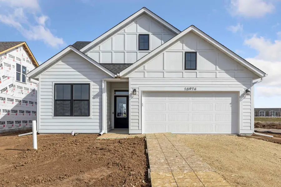 10930 37th Street N, Lake Elmo, MN 55042 - #2