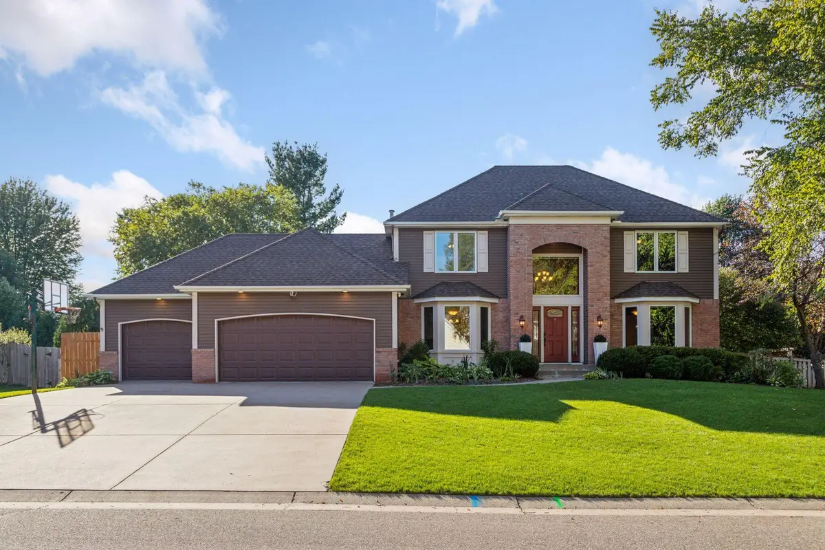 5955 Parkwood Drive, Shoreview, MN 55126 - #1