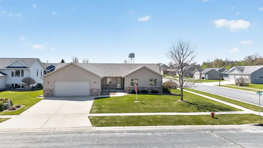 802 Timothy Drive Se, Stewartville, MN 55976 - #2