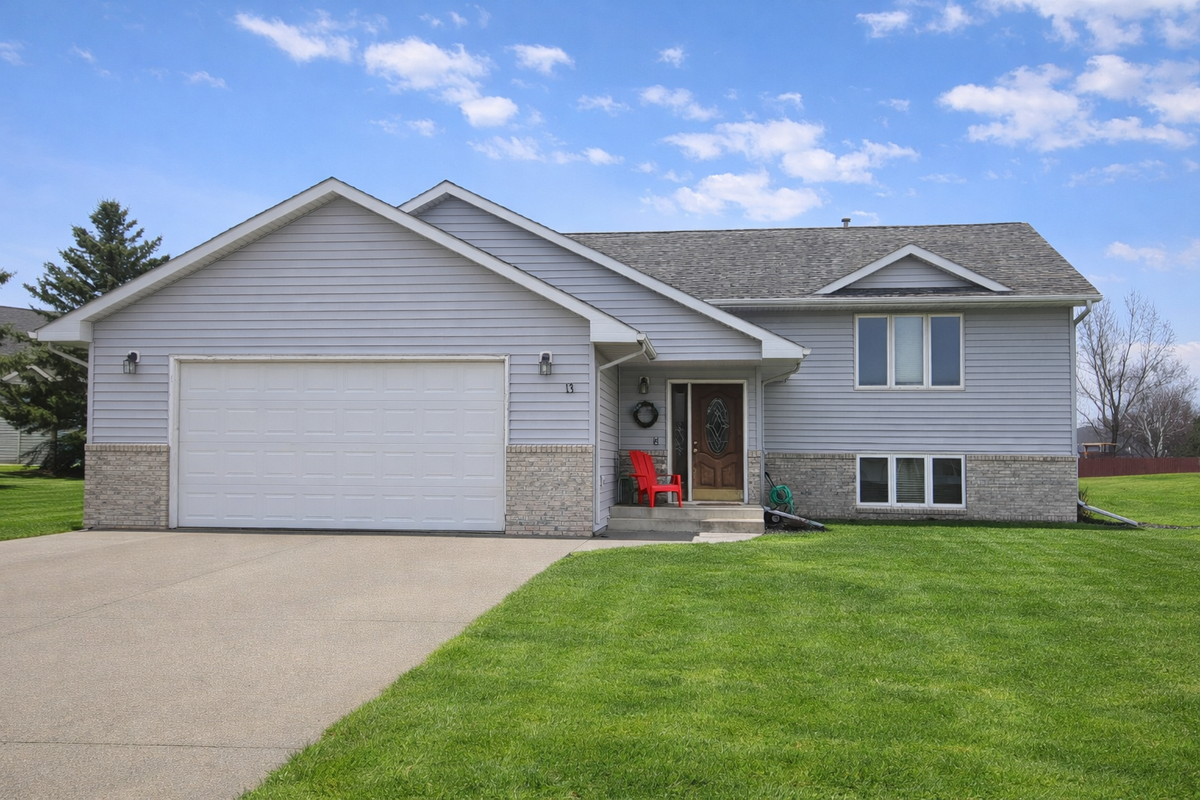 13 Riverside Road, Morris, MN 56267 - #1