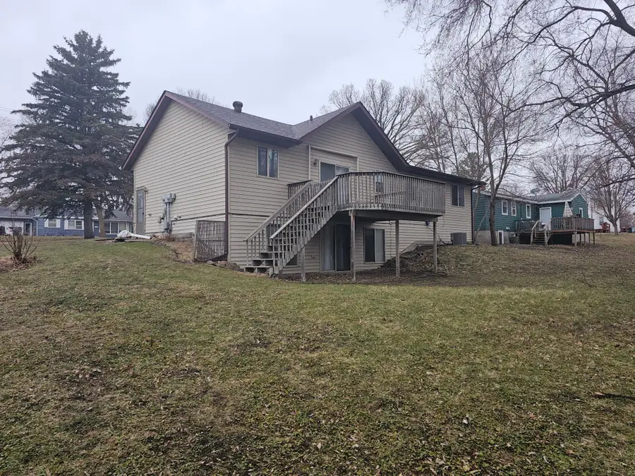 1121 S Vine Street, Fergus Falls, MN 56537 - #3