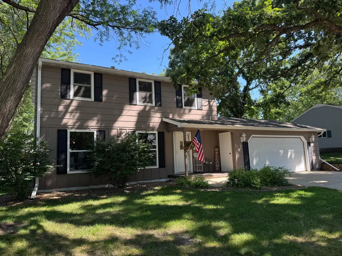 209 Burr Oak Drive, Albert Lea, MN 56007 - #1