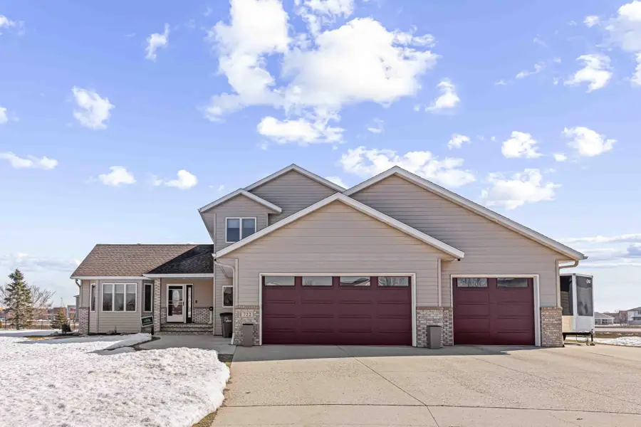 722 42nd Avenue S, Moorhead, MN 56560 - #3