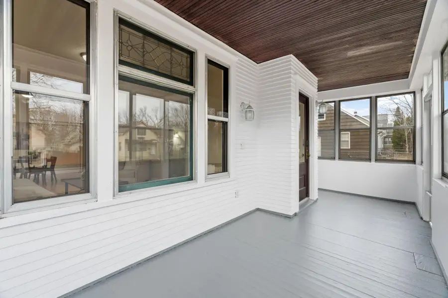 1032 Minnehaha Avenue E, Saint Paul, MN 55106 - #3