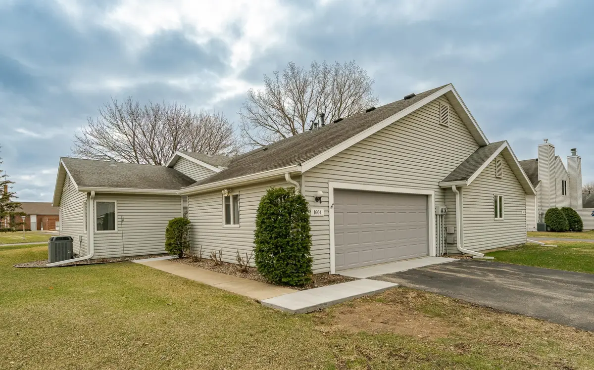 1604 10th Avenue Se #41, Rochester, MN 55904 - #1