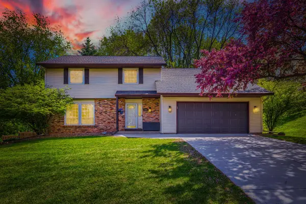 5820 131st Street W, Apple Valley, MN 55124