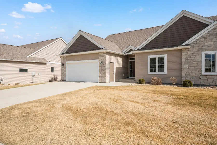3106 Ivory Road Ne, Rochester, MN 55906 - #2
