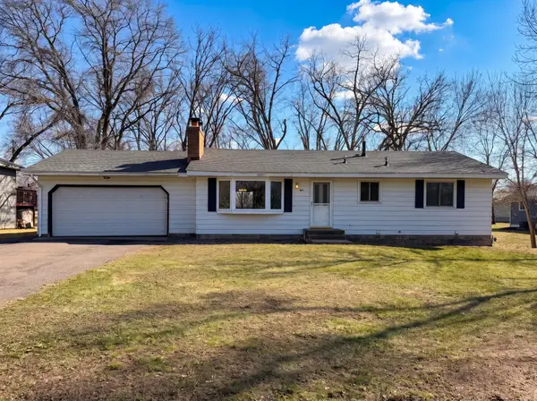354 111th Avenue Nw, Coon Rapids, MN 55448