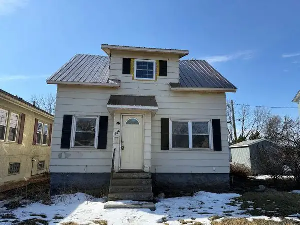 526 12th Street S, Virginia, MN 55792