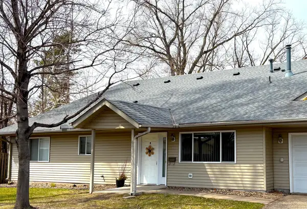 6811 York Place N #4, Brooklyn Center, MN 55429