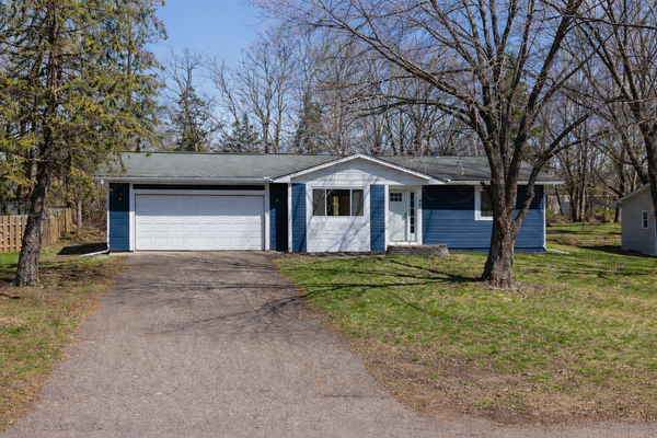 901 120th Avenue Nw, Coon Rapids, MN 55448