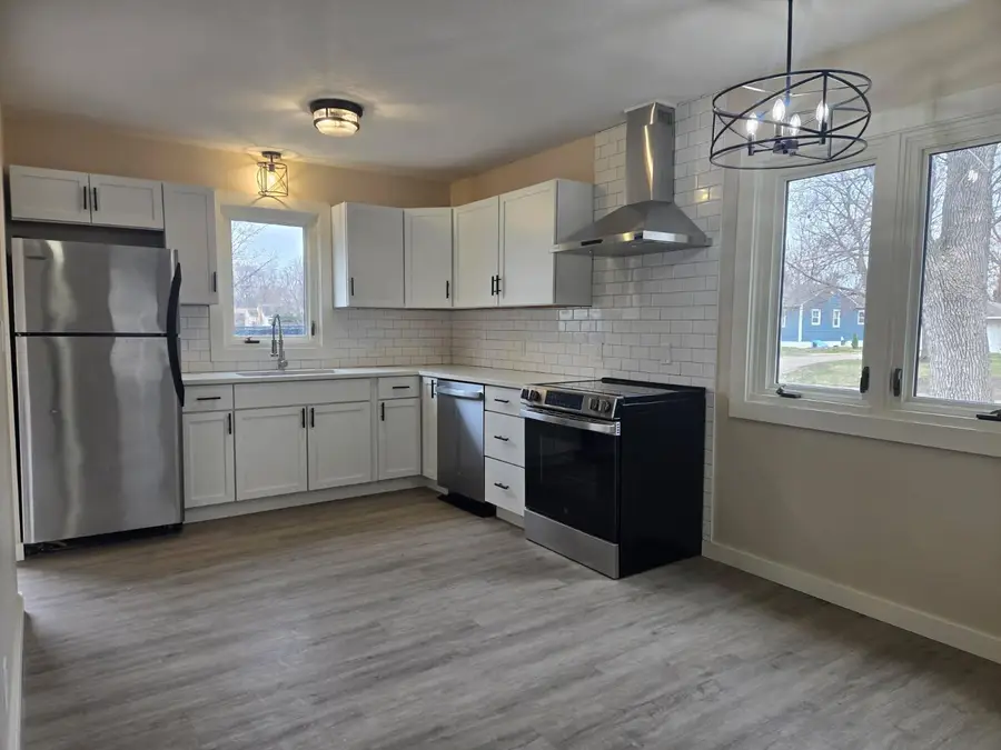 5544 Dupont Avenue N, Brooklyn Center, MN 55430 - #2