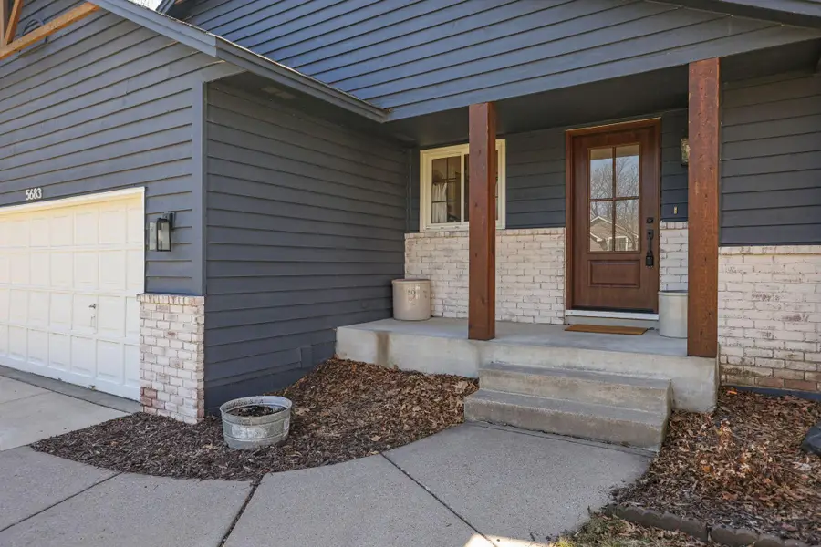 5683 Dufferin Drive, Savage, MN 55378 - #2