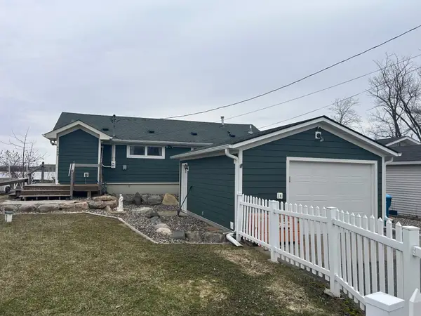 6499 236th Street Court N, Forest Lake, MN 55025