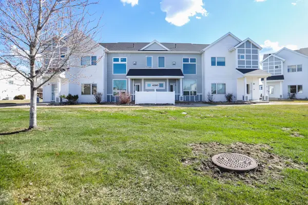 4390 46th Avenue S #B, Fargo, ND 58104