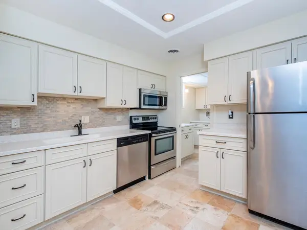 2275 Youngman Avenue #306W, Saint Paul, MN 55116