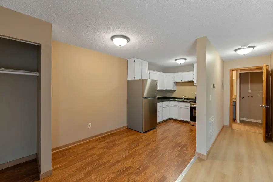 7202 72nd Lane N, Brooklyn Park, MN 55428 - #2