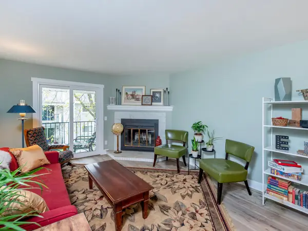 1736 Pleasant Street #A, Saint Paul, MN 55113