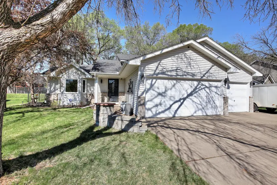 9113 Colorado Avenue N, Brooklyn Park, MN 55443 - #2