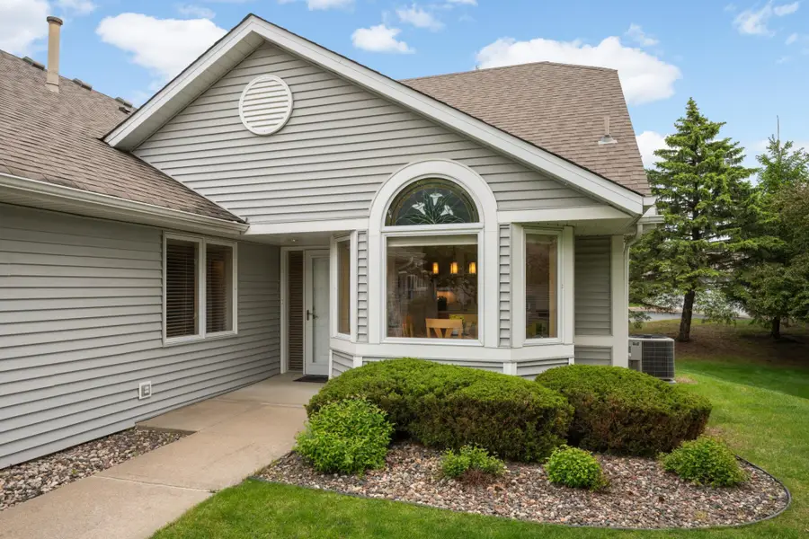 7160 Oak Pointe Curve, Bloomington, MN 55438 - #2