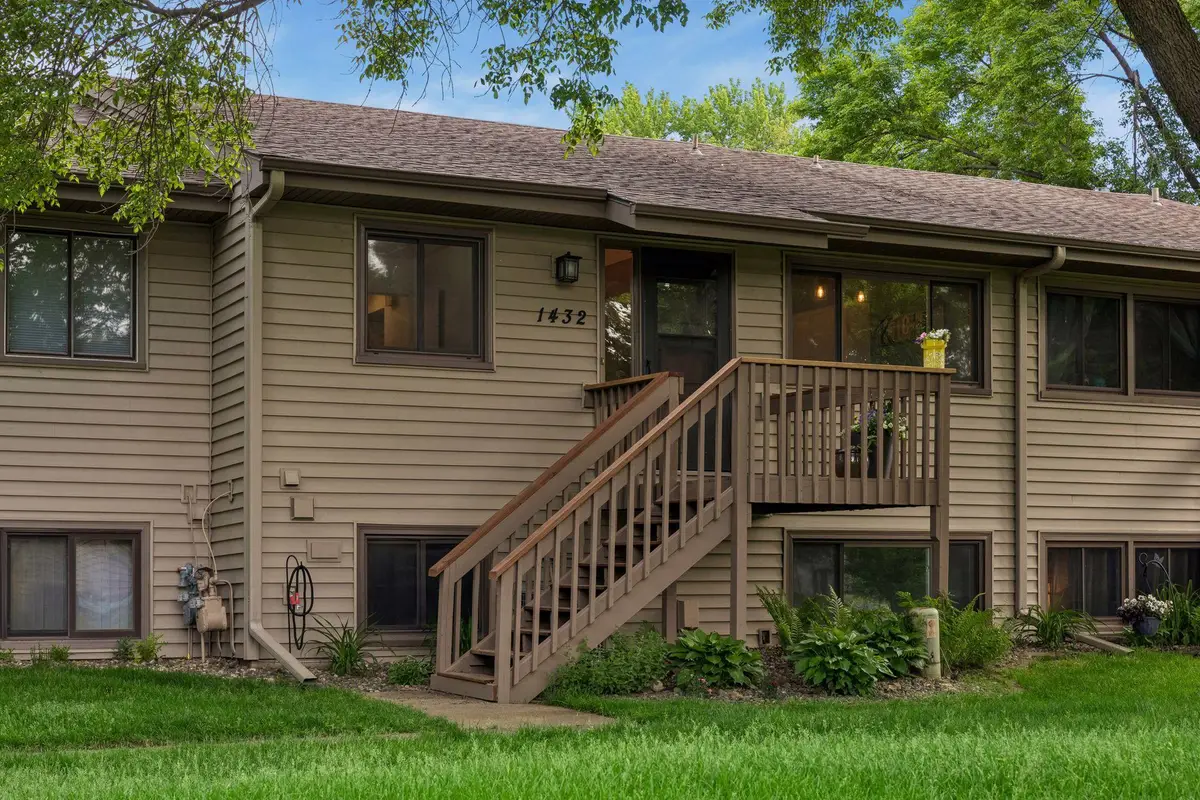 1432 Arden View Drive, Arden Hills, MN 55112 - #1