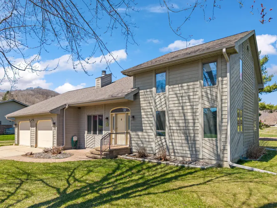 510 Mcintosh Road, La Crescent, MN 55947 - #2