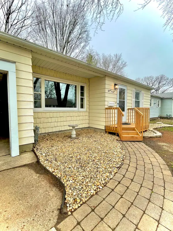 1103 Amelia Avenue, Albert Lea, MN 56007