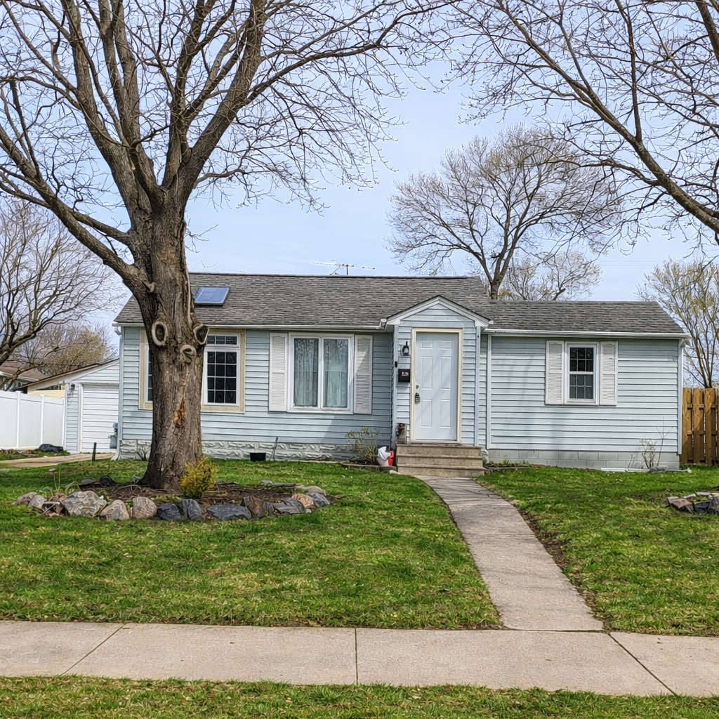 120 Frost Street W, South Saint Paul, MN 55075 - #1