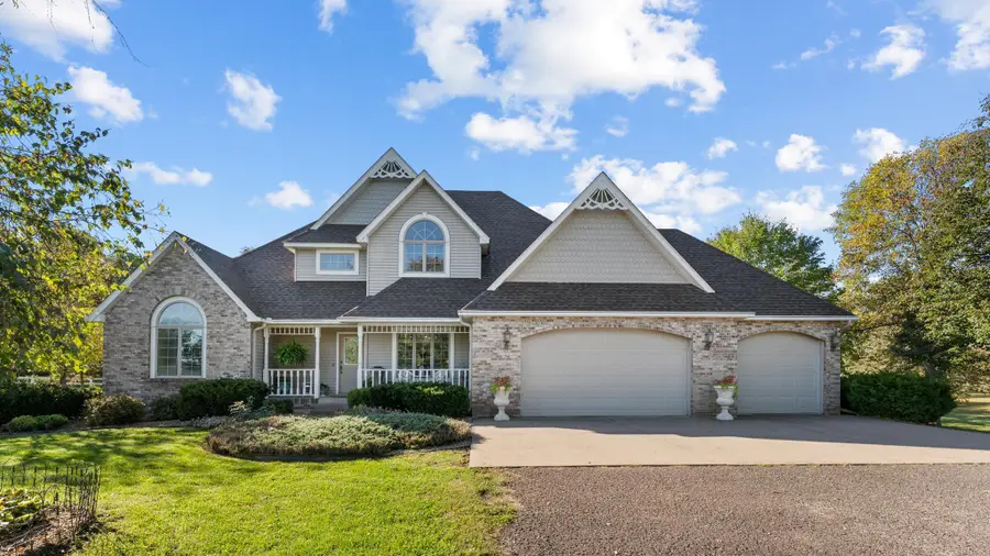 406 7th Street Nw, Hinckley, MN 55037 - #3