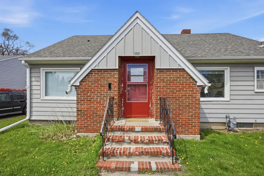 1221 5th Street S, Moorhead, MN 56560 - #2