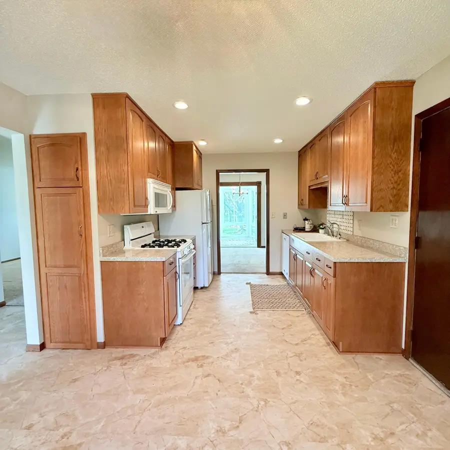 8989 Jasmine Lane S, Cottage Grove, MN 55016 - #3