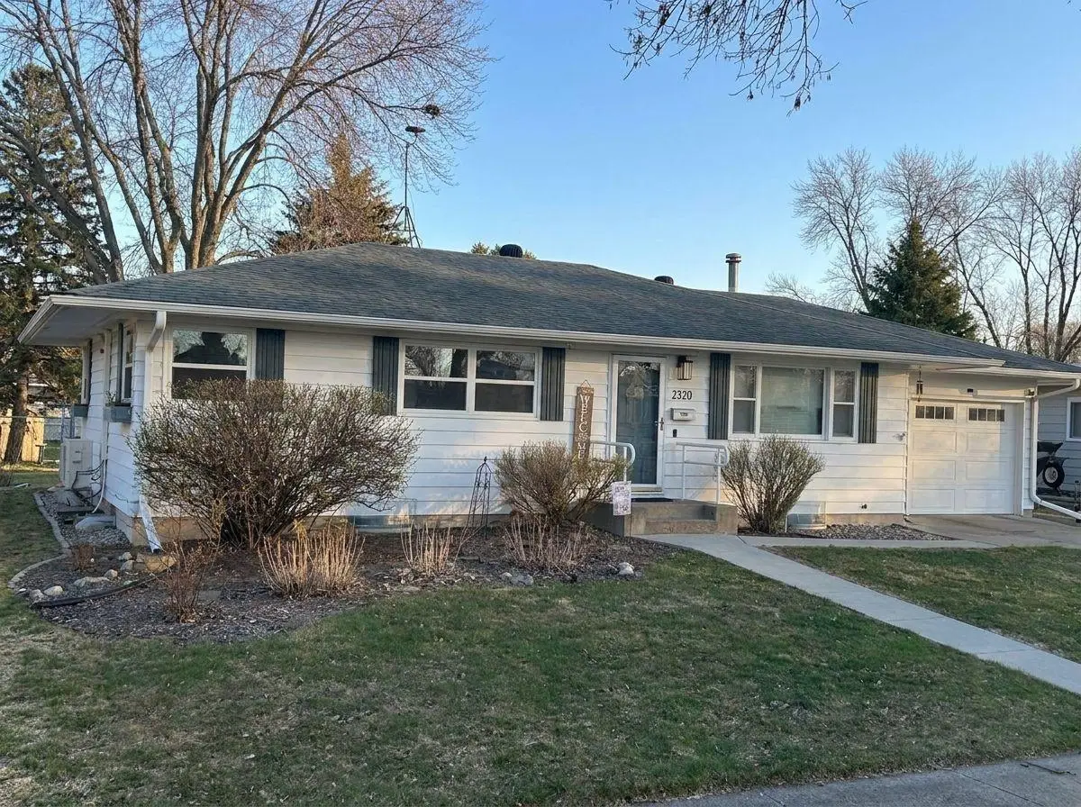 2320 10th Street S, Fargo, ND 58103 - #1