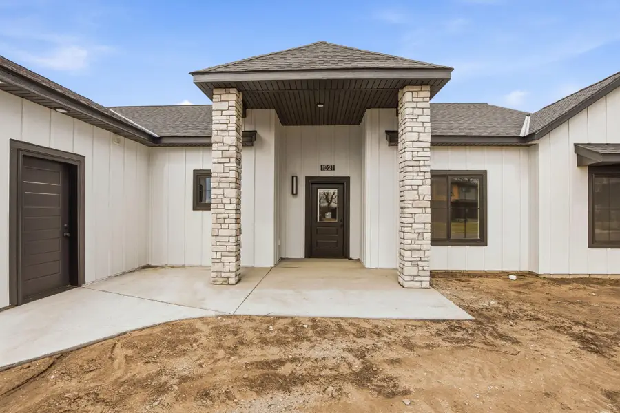 1021 24th Street N, Sartell, MN 56377 - #2