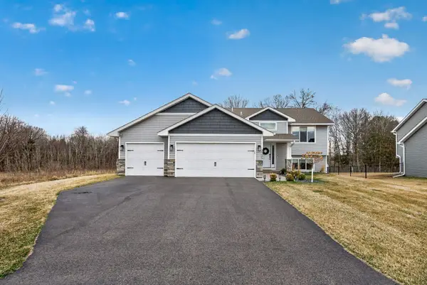 3325 237th Avenue Nw, Saint Francis, MN 55070