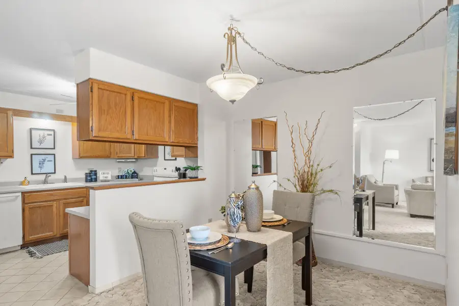 2601 Kenzie Terrace #206, Saint Anthony, MN 55418 - #2