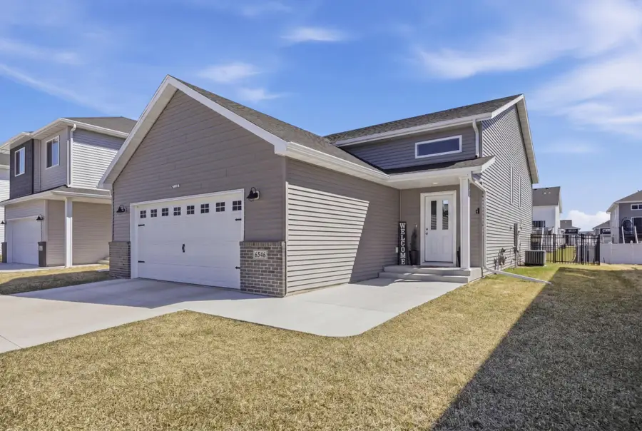 6546 28th Street S, Fargo, ND 58104 - #2