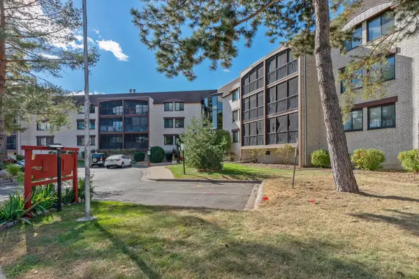 4710 58th Avenue N #208, Crystal, MN 55429
