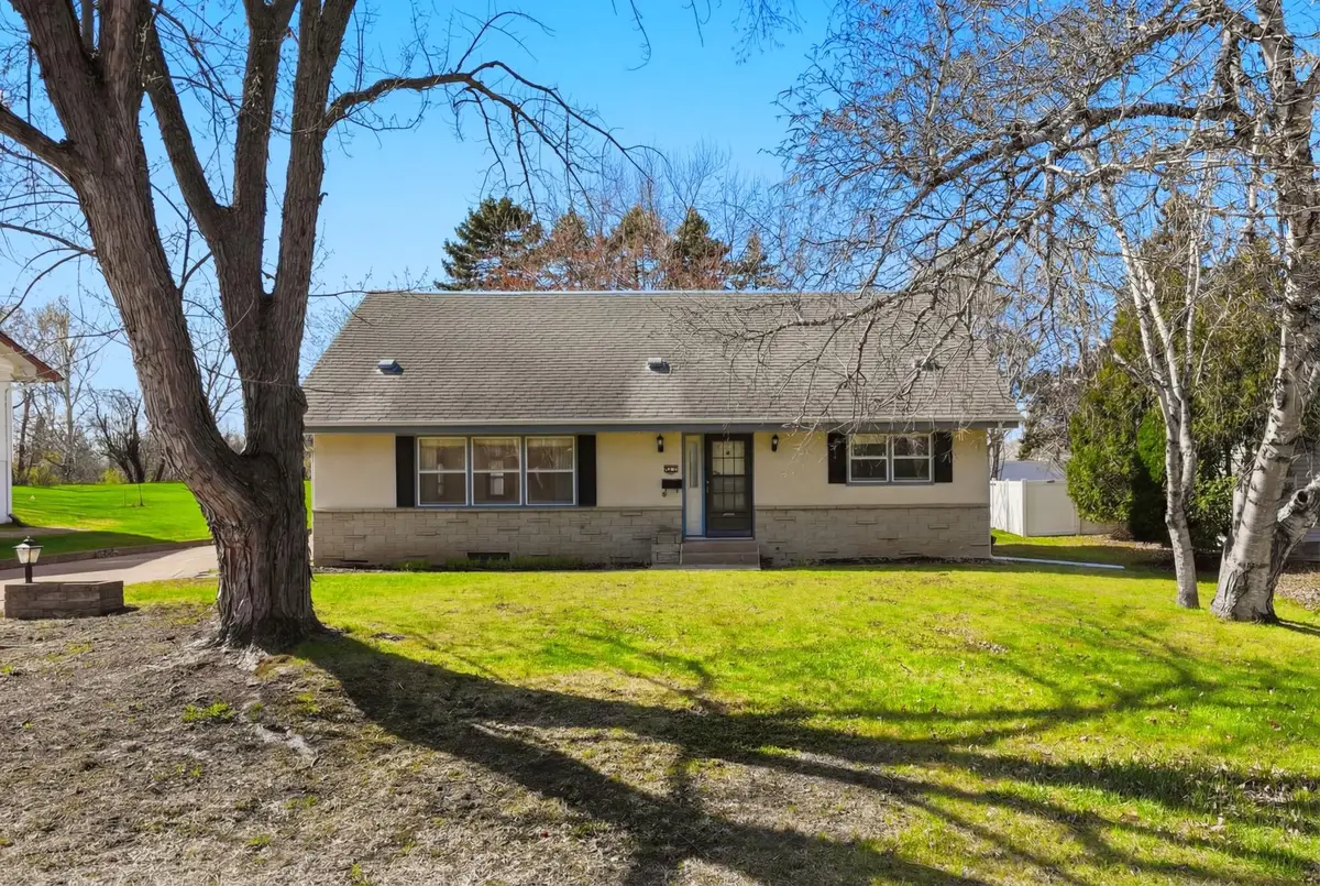 4825 Oregon Avenue N, New Hope, MN 55428 - #1