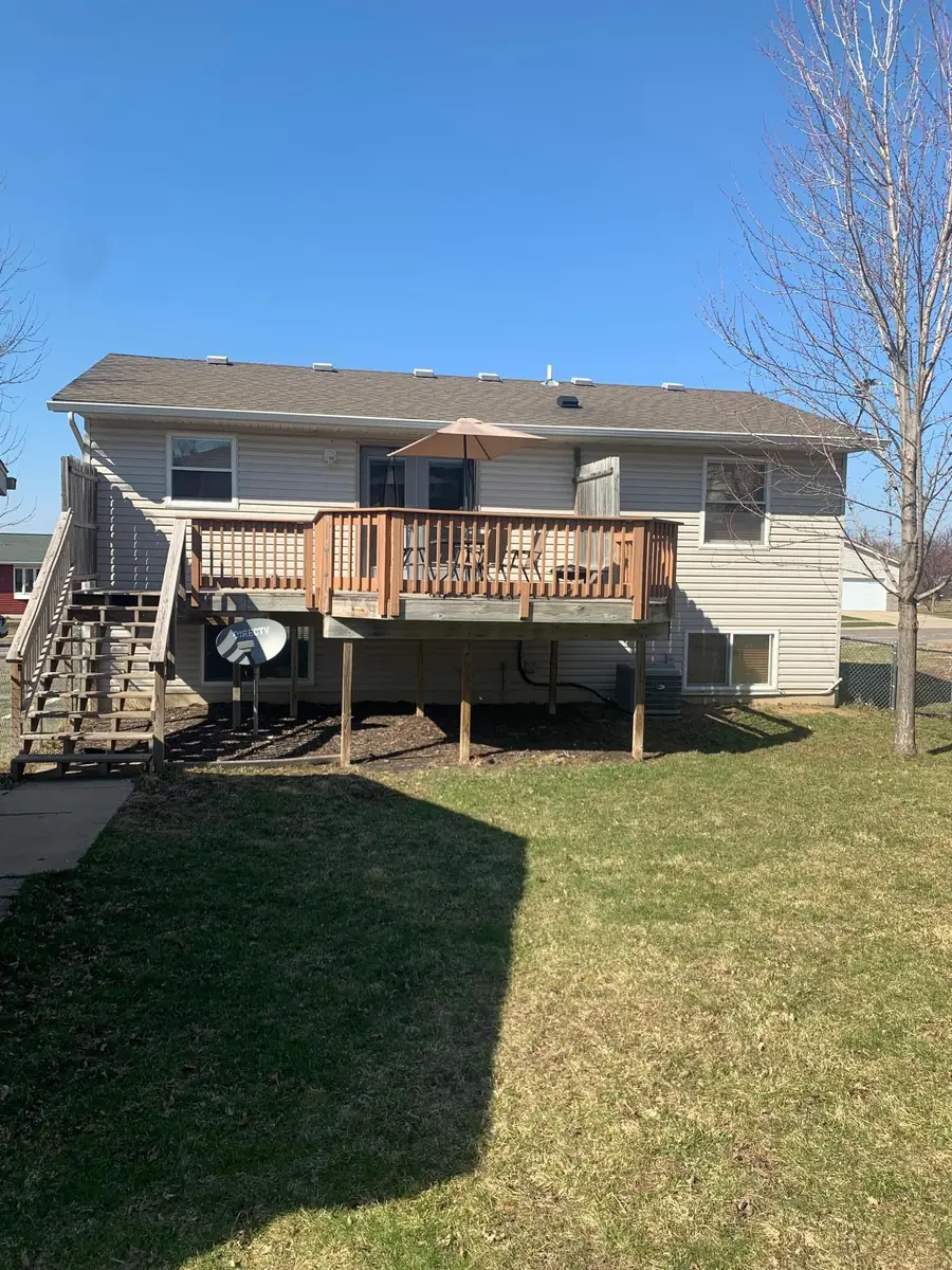 4932 NW 10th Street Nw, Rochester, MN 55901 - #3