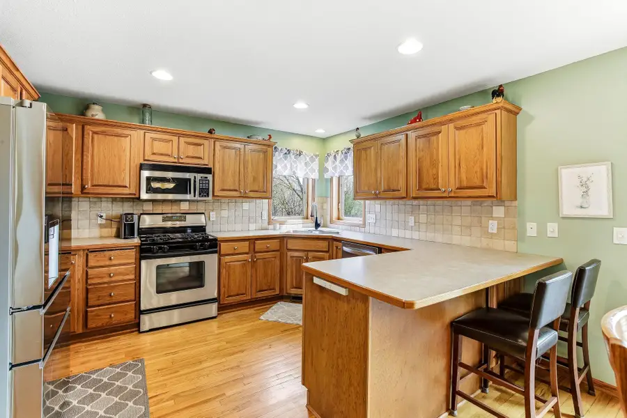 9918 Kiwi Avenue N, Brooklyn Park, MN 55443 - #2