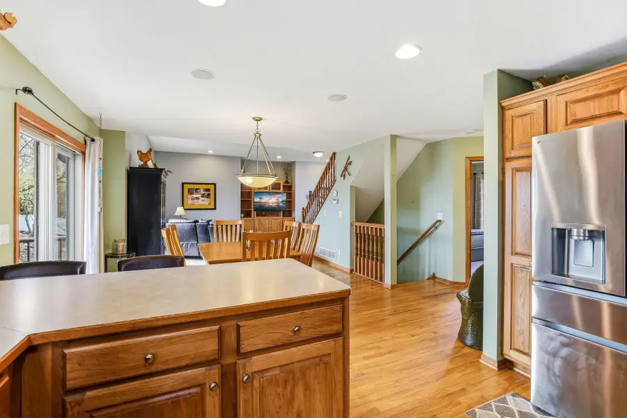 9918 Kiwi Avenue N, Brooklyn Park, MN 55443 - #3