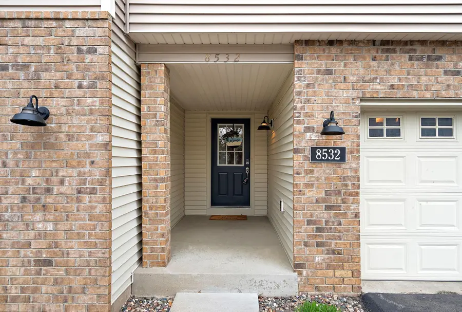 8532 Lakeview Terrace, Savage, MN 55378 - #2