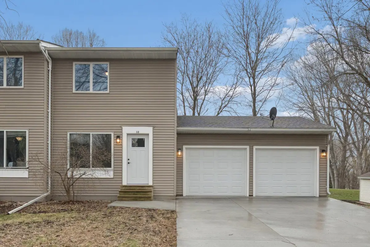 12 Piccadilly Place, Mankato, MN 56001 - #1