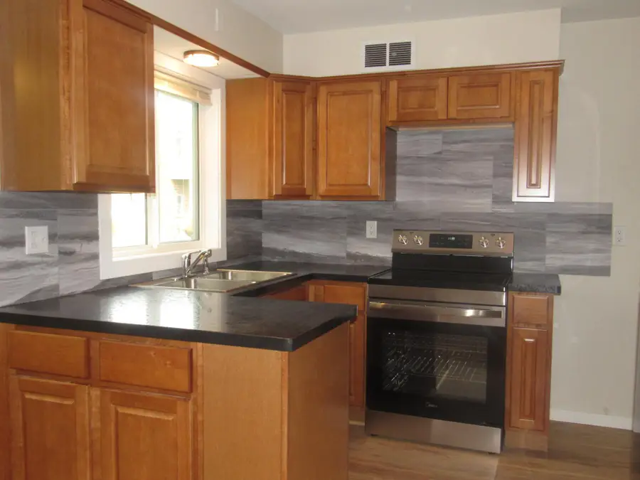 305 N Maryland Avenue, Fulda, MN 56131 - #2