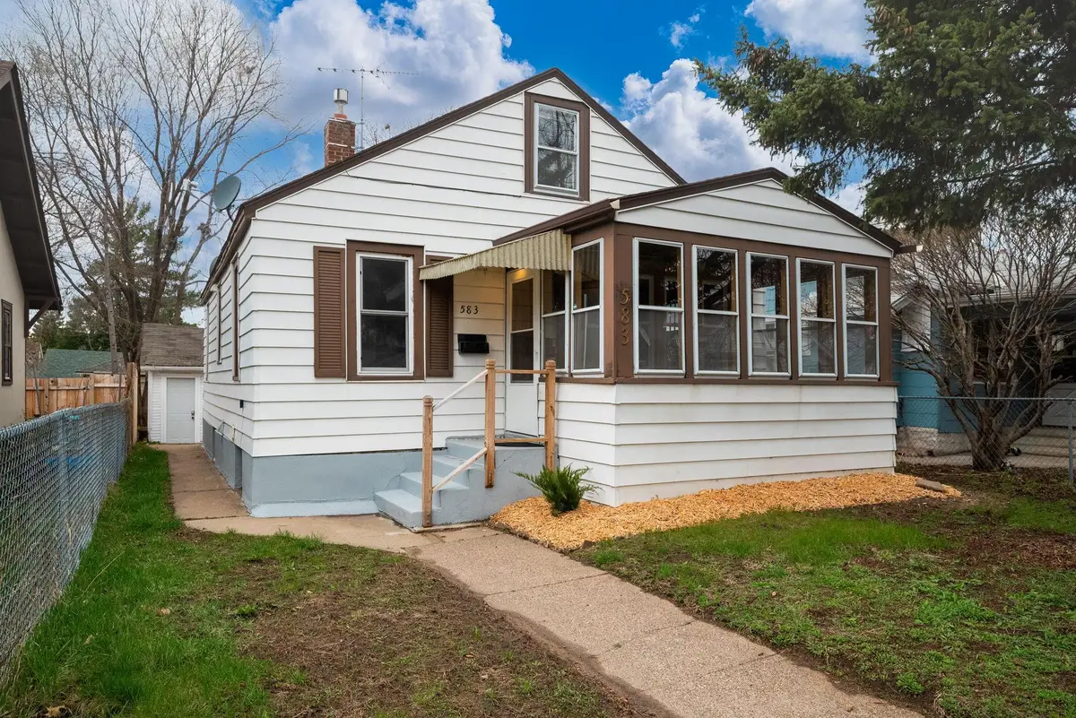 583 Pascal Street N, Saint Paul, MN 55104 - #1