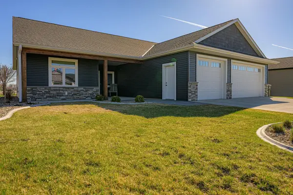 166 Eau Claire Avenue Se, Hutchinson, MN 55350