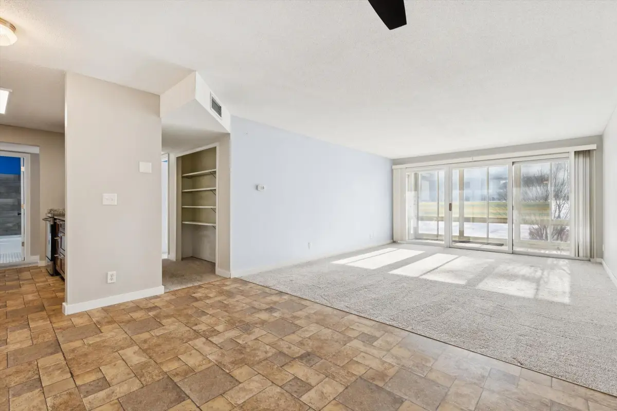 130 Demont Avenue E #142, Little Canada, MN 55117 - #1