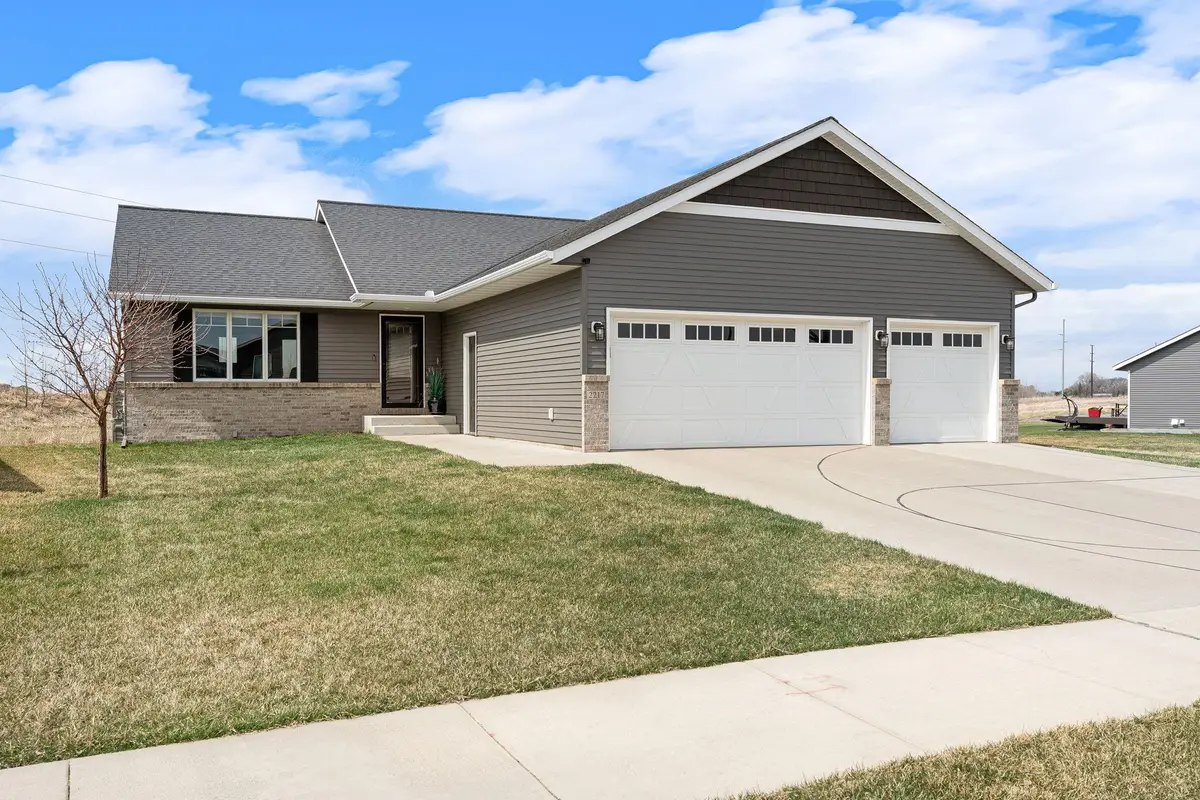 2217 Anchorage Drive, Mankato, MN 56003 - #1
