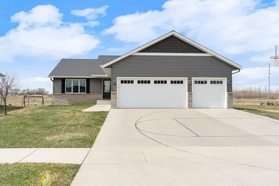 2217 Anchorage Drive, Mankato, MN 56003 - #2